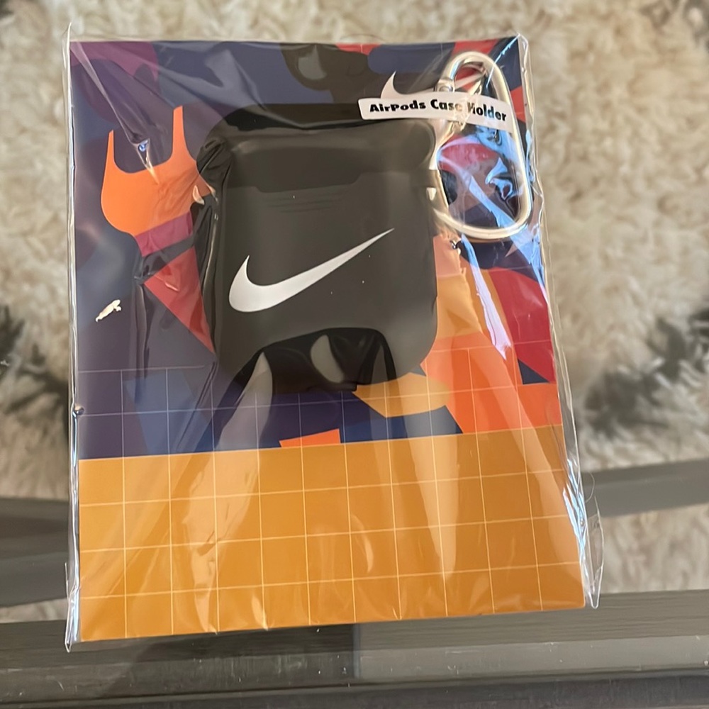 Nike airpod case